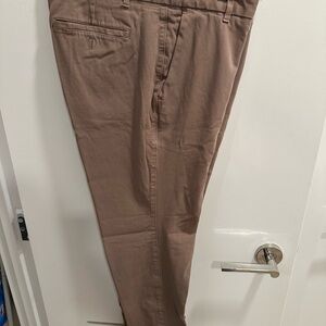 Everlane Brown Chinos for Effortless Style